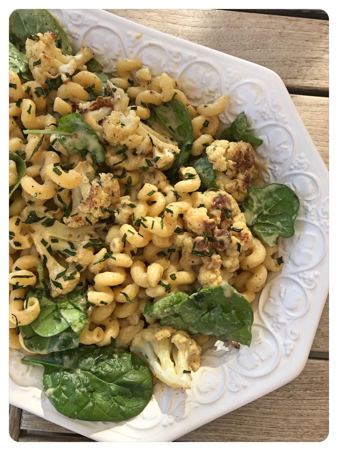 Pasta with Roasted Cauliflower and Fresh Spinach&nbsp;Leaves